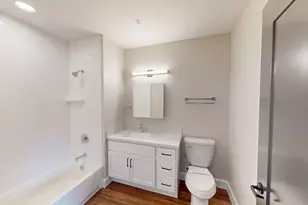 40 Dupage Ct, Elgin, IL 60120 - Photo 11