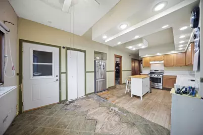 1906 S 58th Avenue, Cicero, IL 60804 - Photo 11
