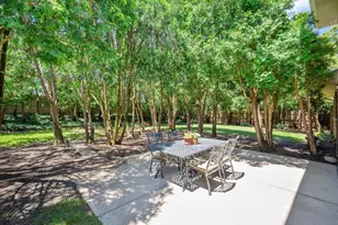 8201 Crestview Dr, Willow Springs, IL 60480 - Photo 23