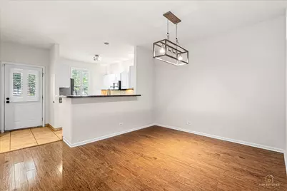 642 W Moreland Avenue, Addison, IL 60101 - Photo 9