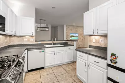 642 W Moreland Avenue, Addison, IL 60101 - Photo 15