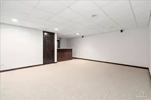 642 W Moreland Ave, Addison, IL 60101 - Photo 25