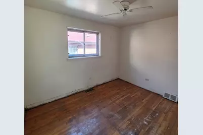 423 W 96th Place, Chicago, IL 60628 - Photo 9