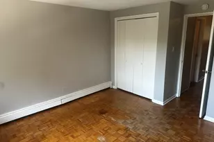 1301 E 75th St, Chicago, IL 60619 - Photo 17