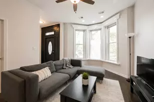 1234 W Huron St, Chicago, IL 60642 - Photo 3