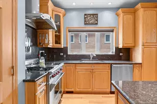 9832 Rutherford Ave, Oak Lawn, IL 60453 - Photo 7