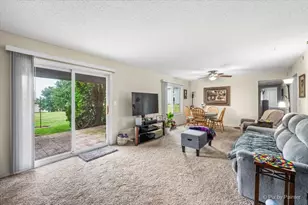 5202 Winslow Cir, McHenry, IL 60050 - Photo 5
