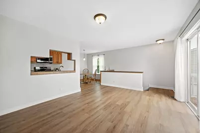 1497 Woodcutter Unit D Lane #D, Wheaton, IL 60189 - Photo 15