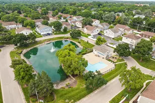 1497 Woodcutter Ln, Wheaton, IL 60189 - Photo 7