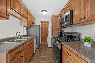 1497 Woodcutter Ln, Wheaton, IL 60189 - Photo 19