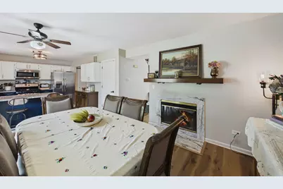 [Address not provided], Gurnee, IL 60031 - Photo 13