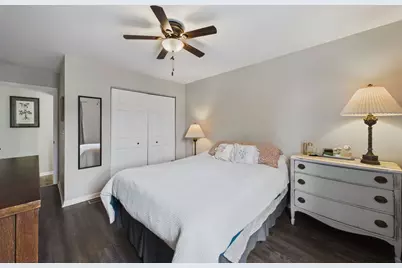 [Address not provided], Gurnee, IL 60031 - Photo 33