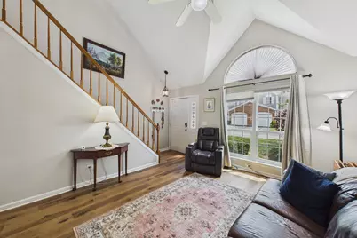 [Address not provided], Gurnee, IL 60031 - Photo 7
