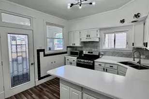 2047 N Lavergne Ave, Chicago, IL 60639 - Photo 11
