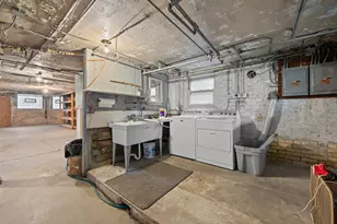 1515 W Granville Ave, Chicago, IL 60660 - Photo 31