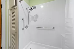 1515 W Granville Ave, Chicago, IL 60660 - Photo 27