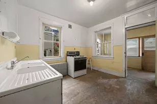 1515 W Granville Ave, Chicago, IL 60660 - Photo 11
