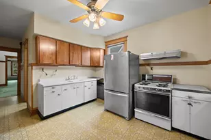 1515 W Granville Ave, Chicago, IL 60660 - Photo 23