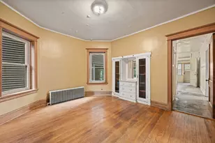 1515 W Granville Ave, Chicago, IL 60660 - Photo 9