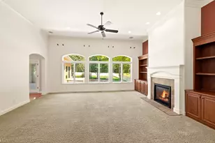 6117 Whitetail Ridge Dr, Yorkville, IL 60560 - Photo 13