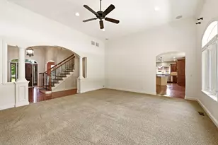 6117 Whitetail Ridge Dr, Yorkville, IL 60560 - Photo 15