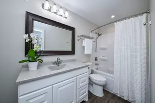 925 Churchill Dr, Naperville, IL 60563 - Photo 17