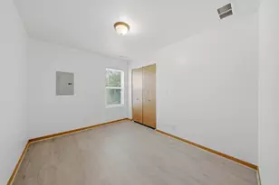 7918 S Greenwood Ave, Chicago, IL 60619 - Photo 29