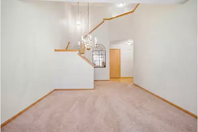 3332 Renard Lane, Saint Charles, IL 60175 - Photo 9