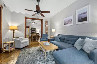 1040 W Barry Avenue #1, Chicago, IL 60657 - Photo 3