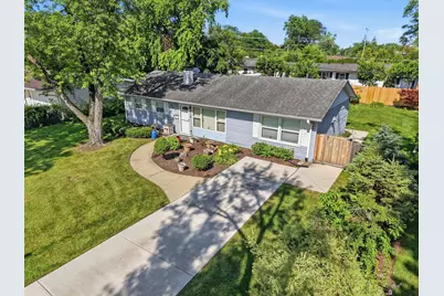 403 Hazelwood Lane, Glenview, IL 60025 - Photo 1