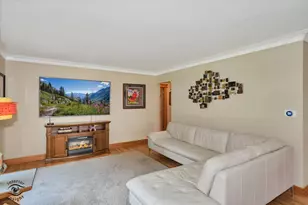 12008 S 71st Ct, Palos Heights, IL 60463 - Photo 9