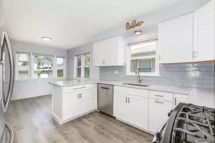 7560 W Everell Ave, Chicago, IL 60631 - Photo 9