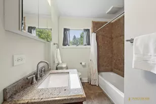 425 Greenwood Ln, Barrington, IL 60010 - Photo 15