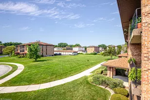 11108 Heritage Dr, Palos Hills, IL 60465 - Photo 15
