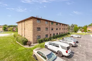 11108 Heritage Dr, Palos Hills, IL 60465 - Photo 17