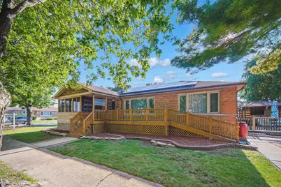 3032 W 100th Place, Evergreen Park, IL 60805 - Photo 1