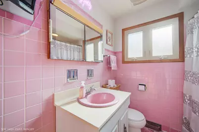3032 W 100th Place, Evergreen Park, IL 60805 - Photo 21