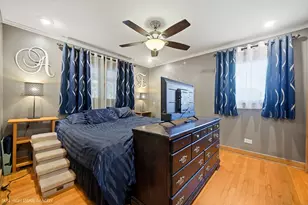 3032 W 100th Pl, Evergreen Park, IL 60805 - Photo 13