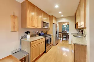 276 E Forest Knoll Dr, Palatine, IL 60074 - Photo 11