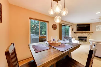 276 E Forest Knoll Drive, Palatine, IL 60074 - Photo 9
