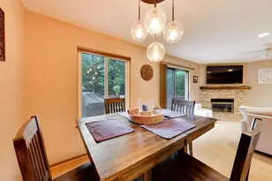 276 E Forest Knoll Dr, Palatine, IL 60074 - Photo 9