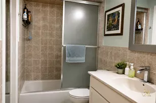 836 E Old Willow Rd, Prospect Heights, IL 60070 - Photo 9