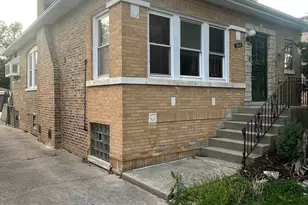 812 S 21st Ave, Maywood, IL 60153 - Photo 1