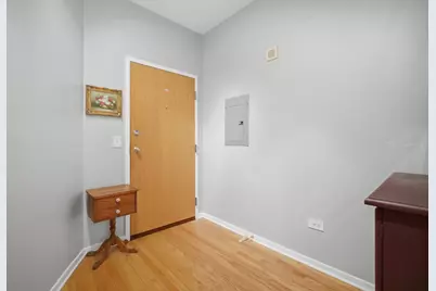 208 W Washington Street #910, Chicago, IL 60606 - Photo 3