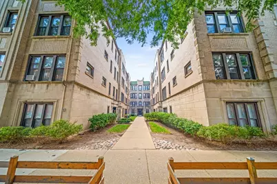 639 W Roscoe Street #T1, Chicago, IL 60657 - Photo 1