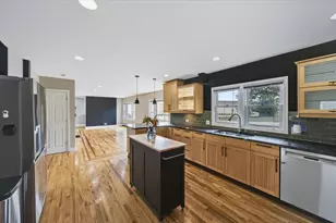 7154 Fair Elms Ave, Burr Ridge, IL 60527 - Photo 7