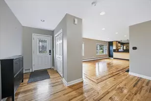 7154 Fair Elms Ave, Burr Ridge, IL 60527 - Photo 3