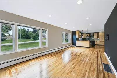 7154 Fair Elms Avenue, Burr Ridge, IL 60527 - Photo 13