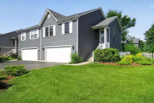 440 Newport Cir, Oswego, IL 60543 - Photo 3