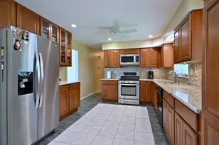 16W650 87th St, Willowbrook, IL 60527 - Photo 9